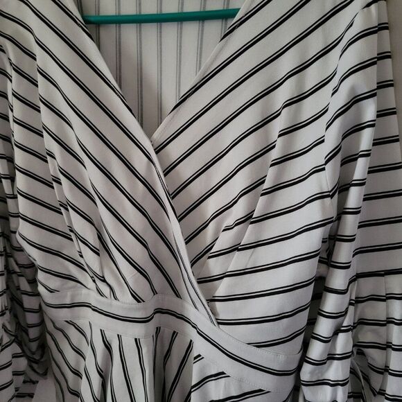 Du Jour QVC Blouse wrap side zip Sz 16 B/W stripes Rayon BOHO Chic puff playful - Picture 6 of 16